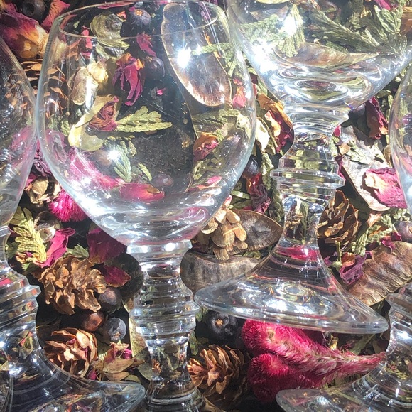 Set of Four Crystal Cordial Glasses - Picture 11 of 14